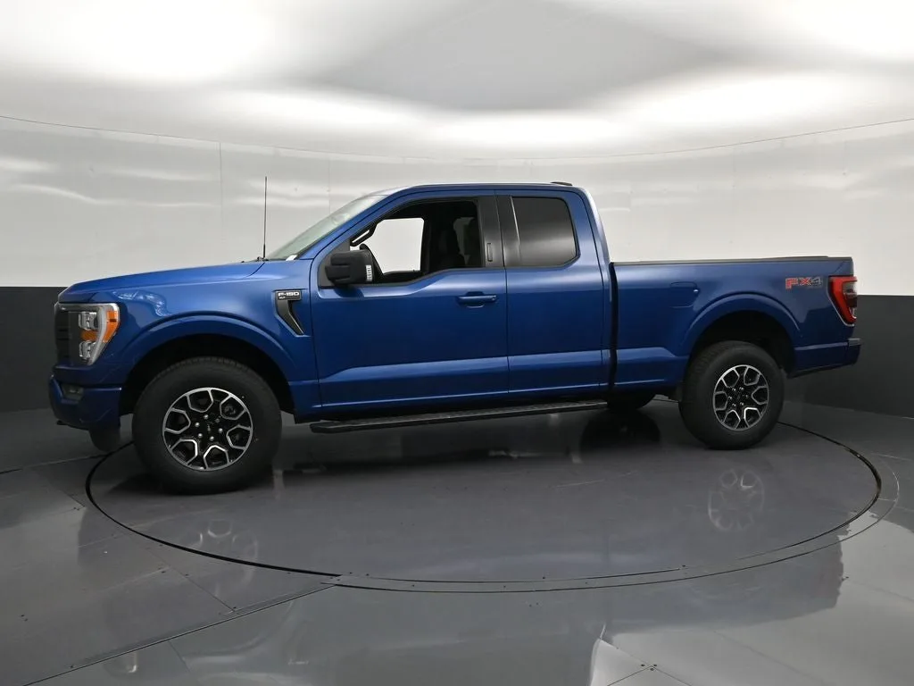 2023 Ford F-150 XLT photo 7
