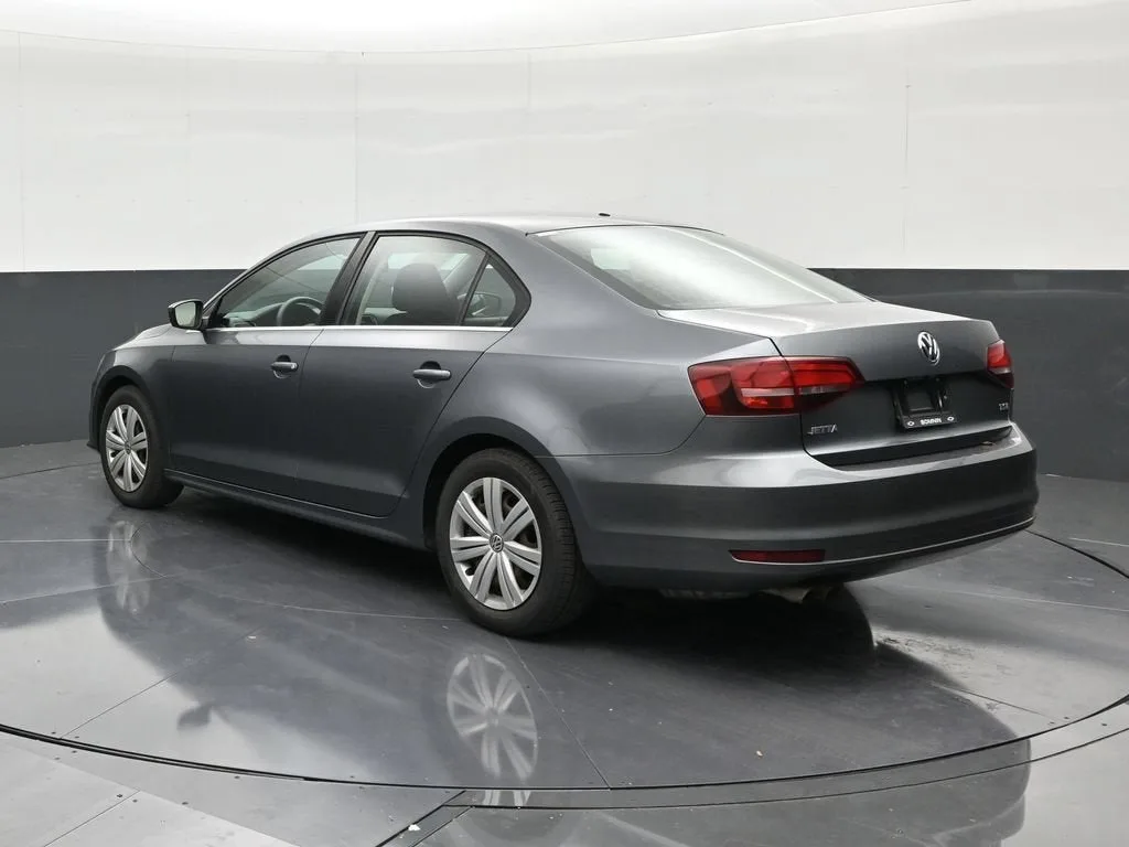 2017 Volkswagen Jetta 1.4T S photo 3