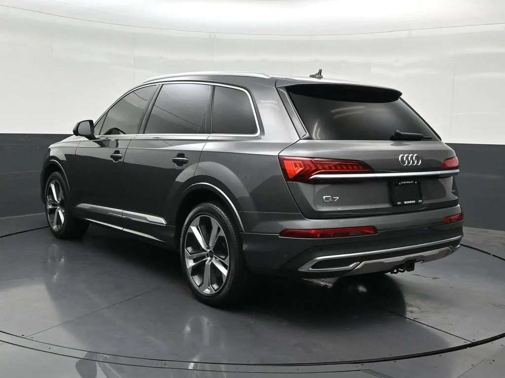 2023 Audi Q7 Premium Plus 55 TFSI quattro Tiptronic photo 3
