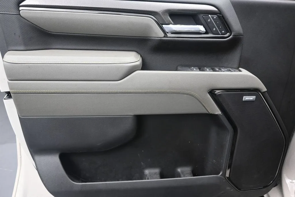 2026 Chevrolet Silverado 2500 HD ZR2 photo 11