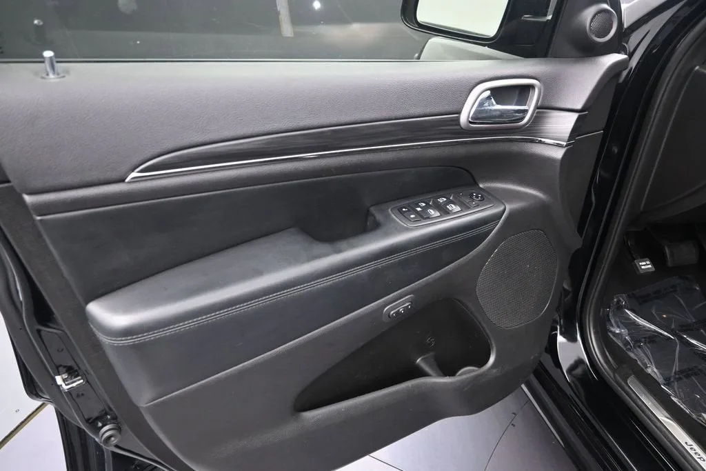 2021 Jeep Grand Cherokee Limited X 4x4 photo 12