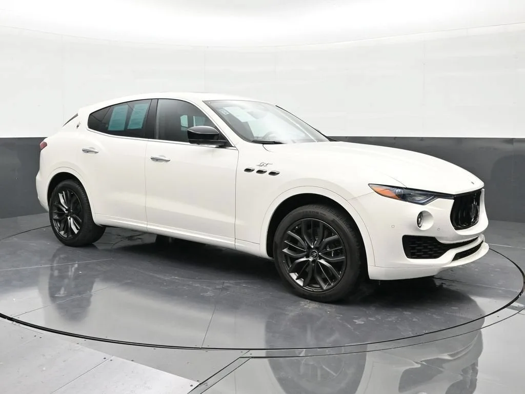 2024 Maserati Levante GT Ultima photo 5