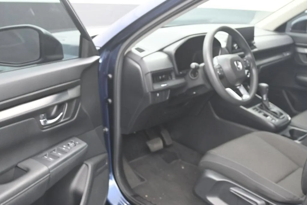 2025 Honda CR-V LX 2WD photo 10
