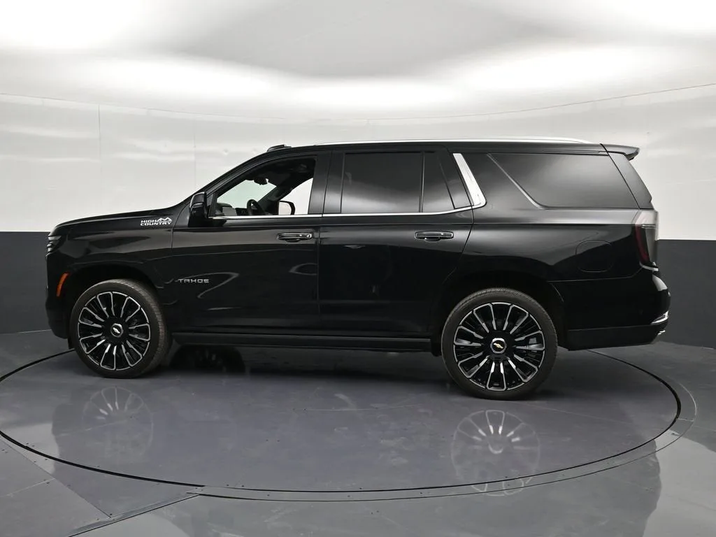 2025 Chevrolet Tahoe High Country photo 8