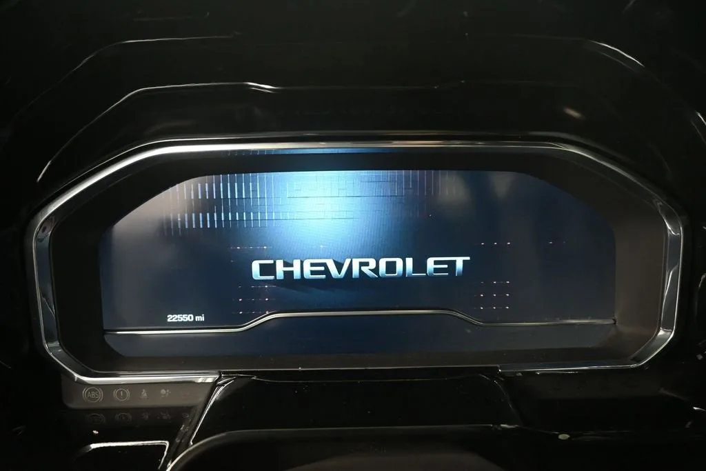 2024 Chevrolet Silverado 1500 LT photo 11