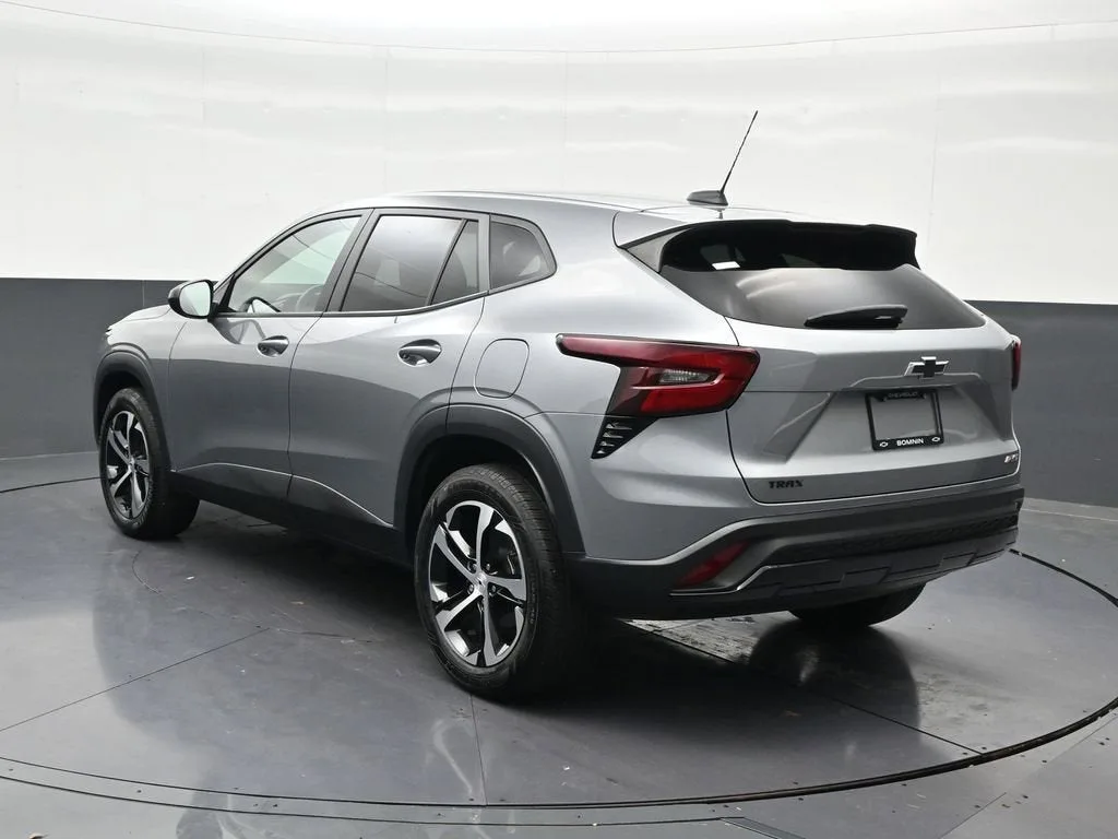 2024 Chevrolet Trax 1RS photo 3