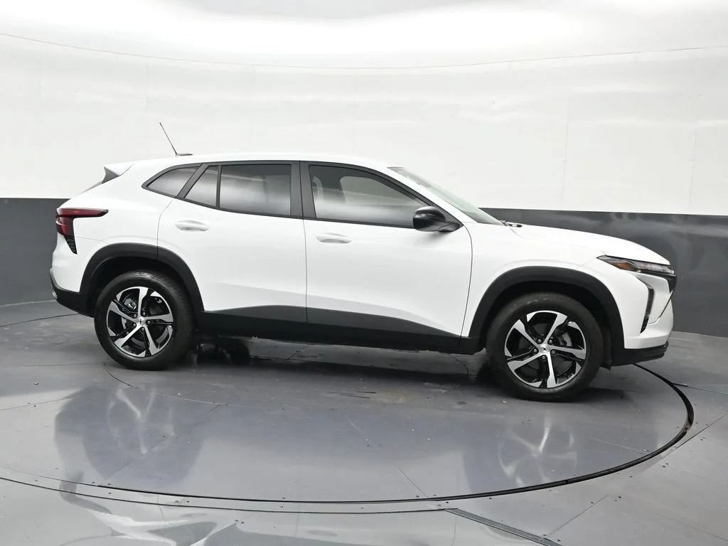 2026 Chevrolet Trax 1RS photo 7