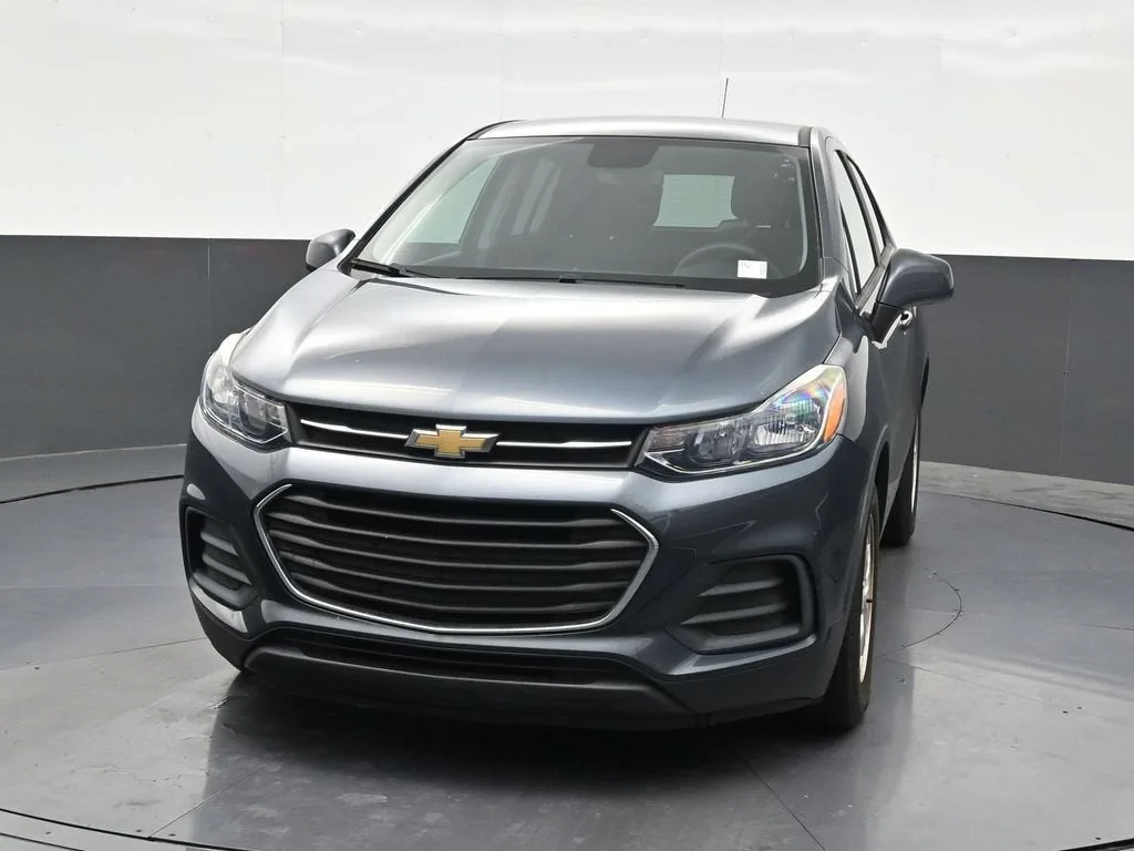 2021 Chevrolet Trax LS photo 9