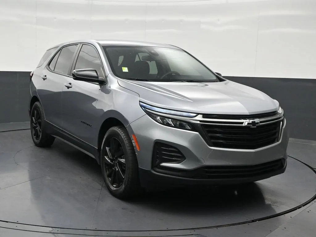 2024 Chevrolet Equinox LS photo 8