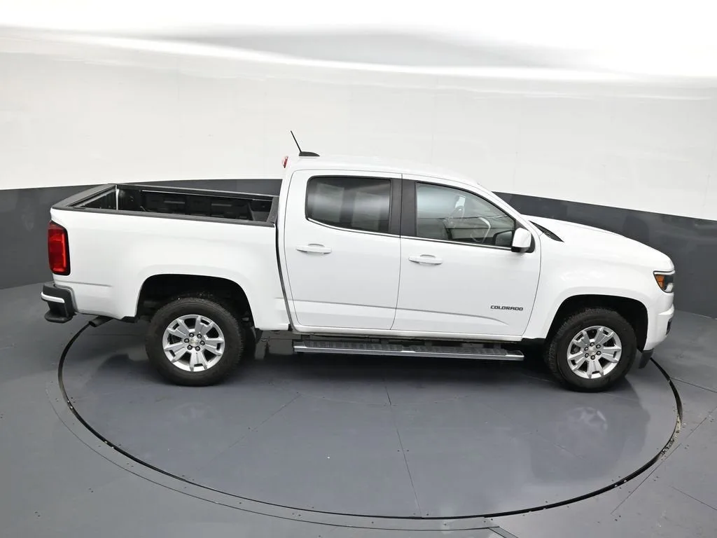 2020 Chevrolet Colorado LT photo 17