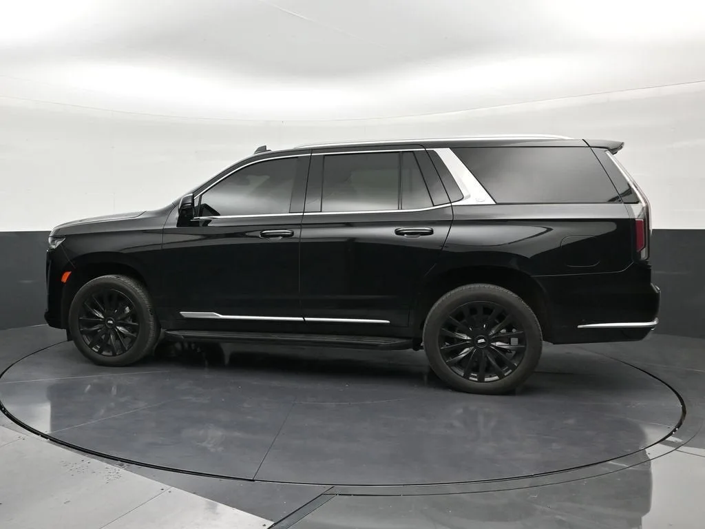 2023 Cadillac Escalade RWD Luxury photo 2