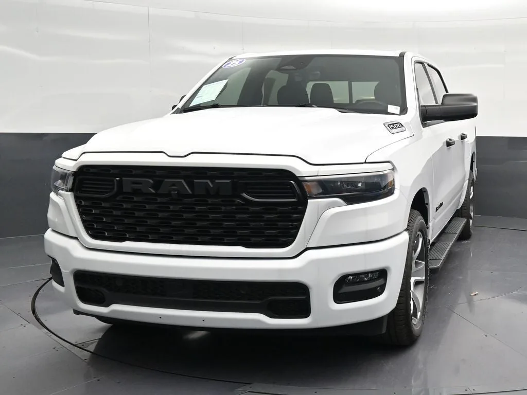 2025 RAM 1500 Tradesman photo 6