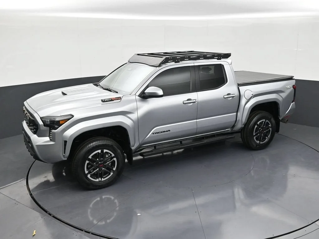 2024 Toyota Tacoma TRD Sport photo 12