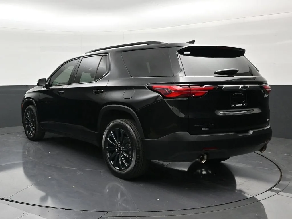 2024 Chevrolet Traverse Limited RS photo 3