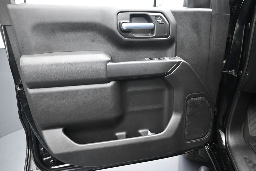 2020 Chevrolet Silverado 1500 Custom Trail Boss photo 12