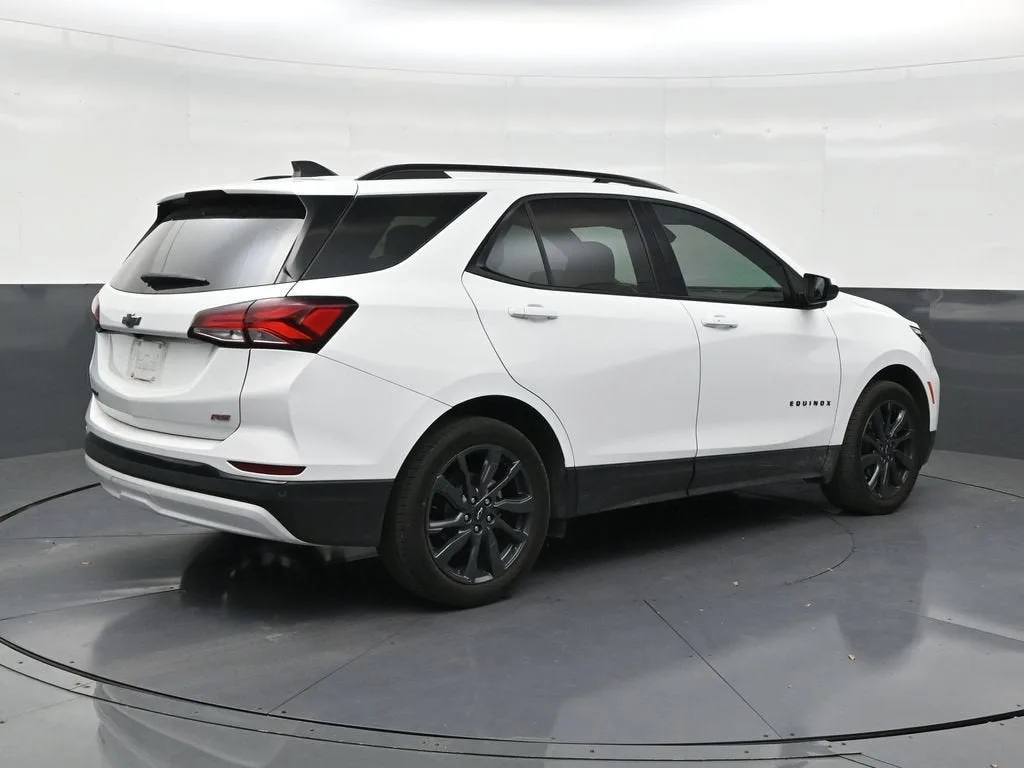 2024 Chevrolet Equinox RS photo 5