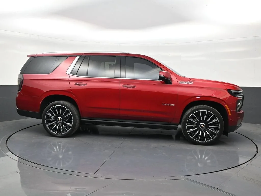 2025 Chevrolet Tahoe High Country photo 6