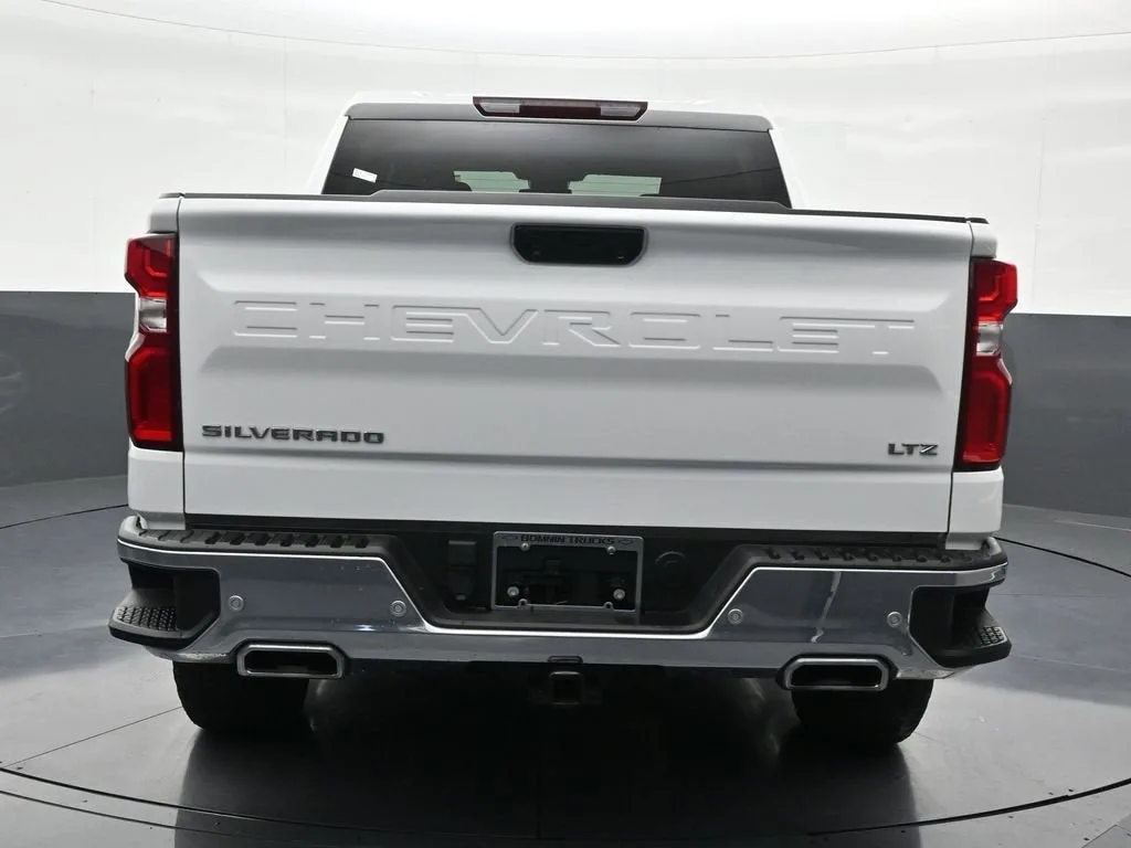 2022 Chevrolet Silverado 1500 LTZ photo 4