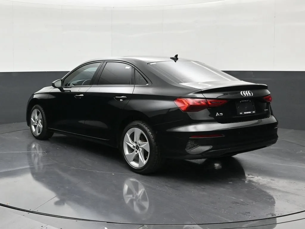 2023 Audi A3 Premium Plus 40 TFSI quattro S tronic photo 3