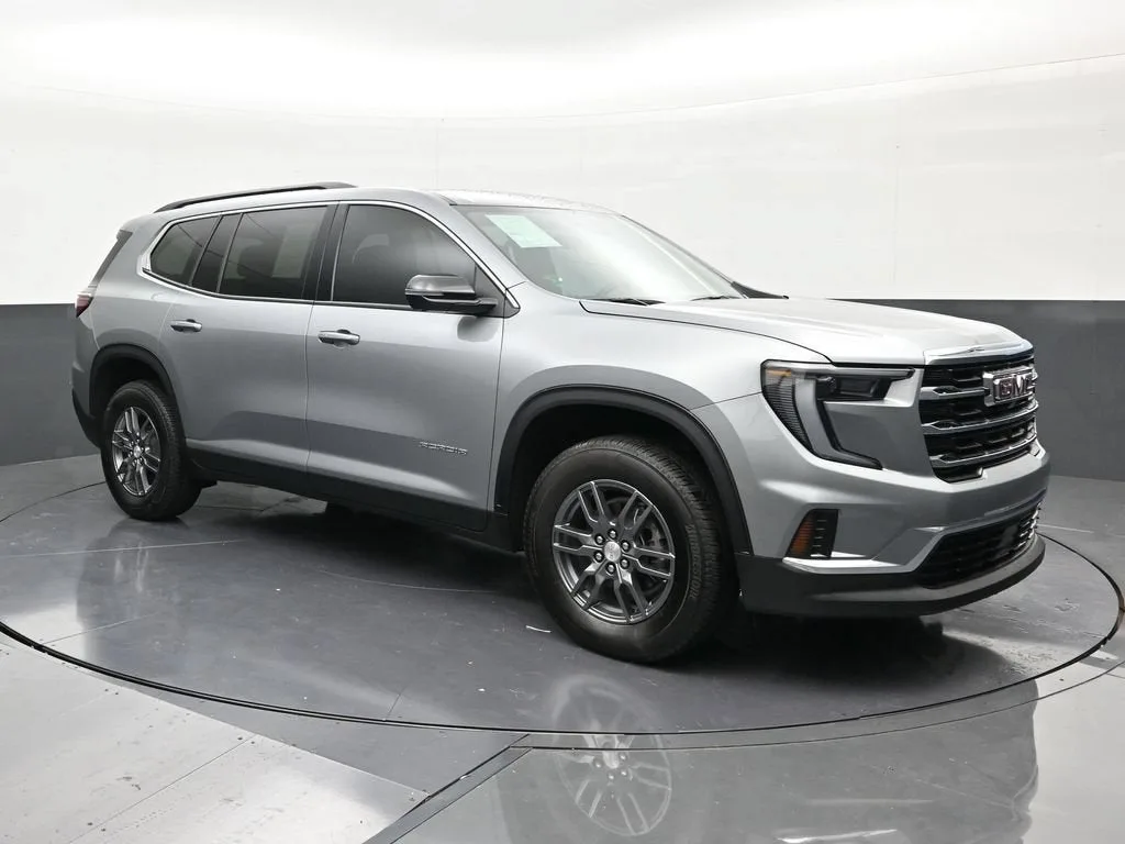 2026 GMC Acadia Elevation photo 7
