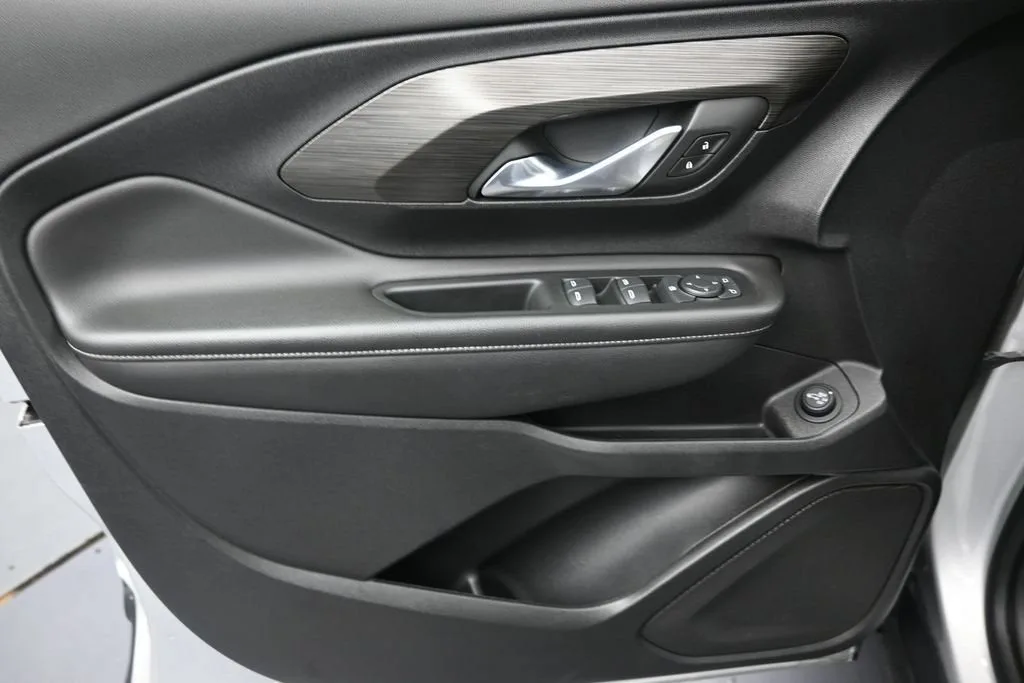 2022 GMC Terrain SLE photo 11