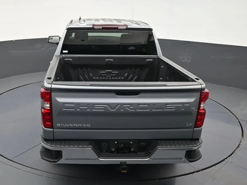 2024 Chevrolet Silverado 1500 LT photo 12