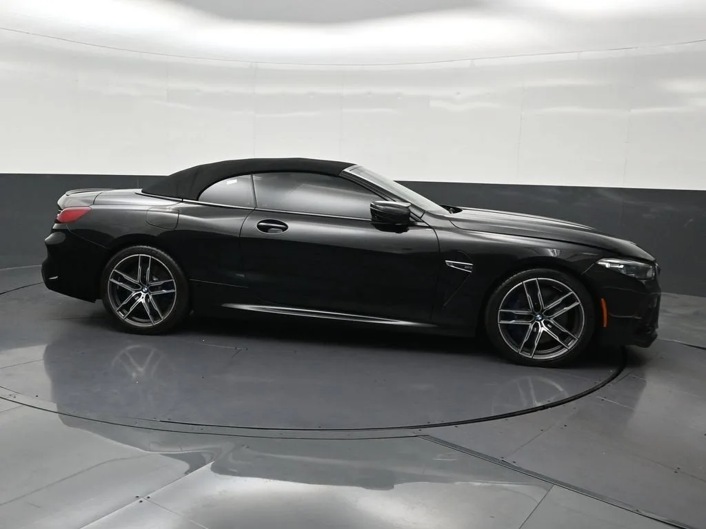 2020 BMW M8 2DR CONV photo 7