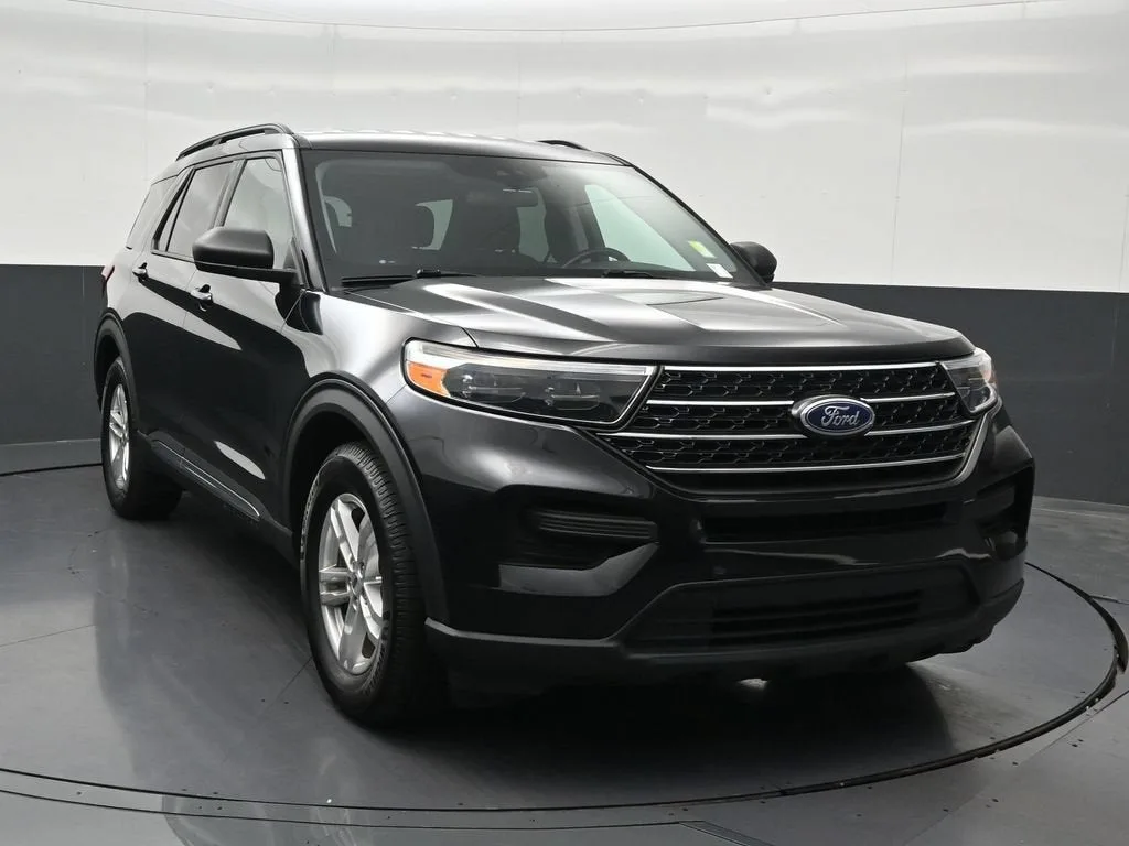2021 Ford Explorer XLT photo 8