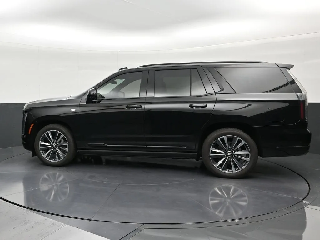 2026 Cadillac Escalade Sport photo 2