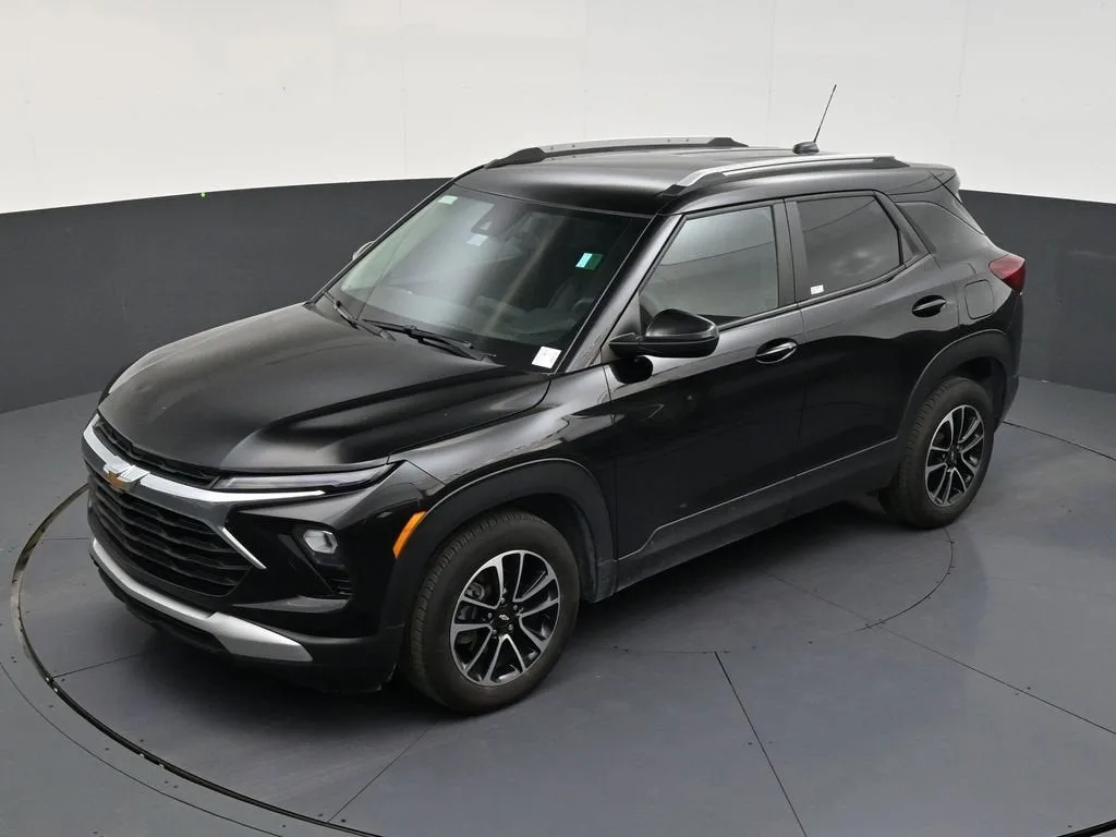 2025 Chevrolet Trailblazer LT photo 12