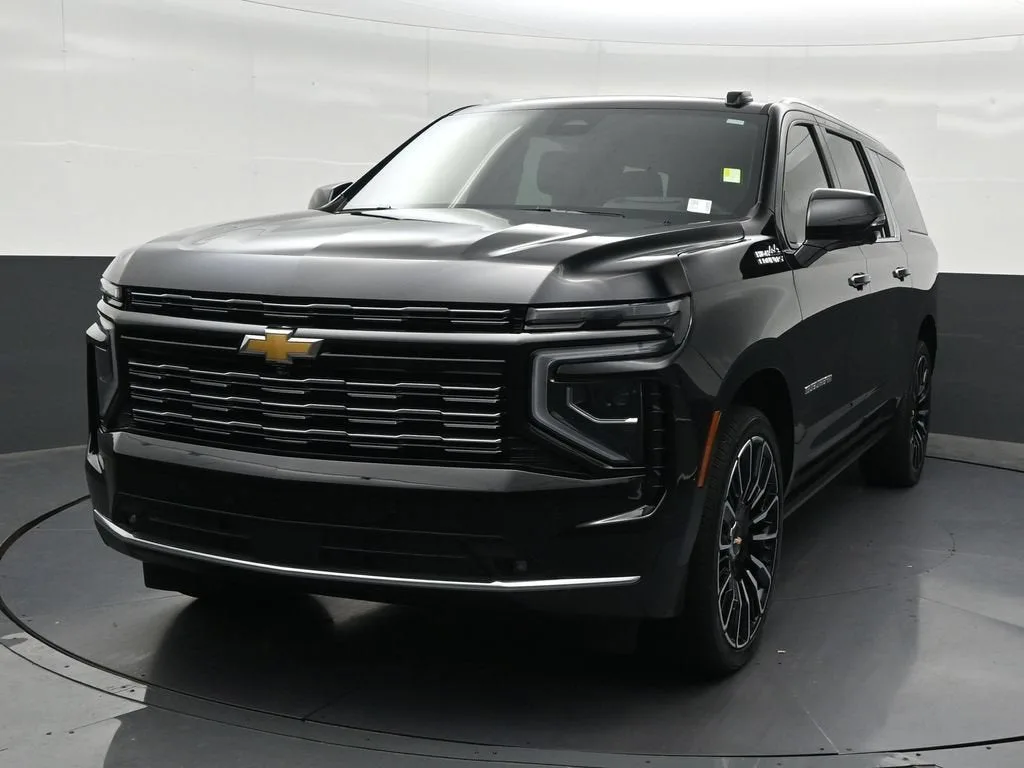 2026 Chevrolet Suburban High Country photo 9