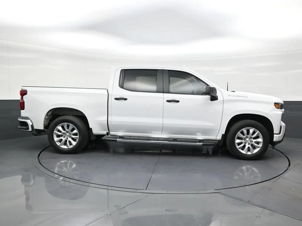 2021 Chevrolet Silverado 1500 Custom photo 6