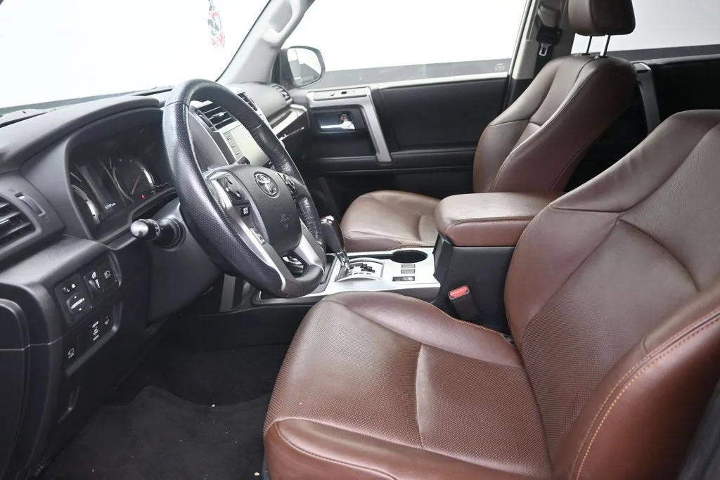 2023 Toyota 4Runner Limited photo 12
