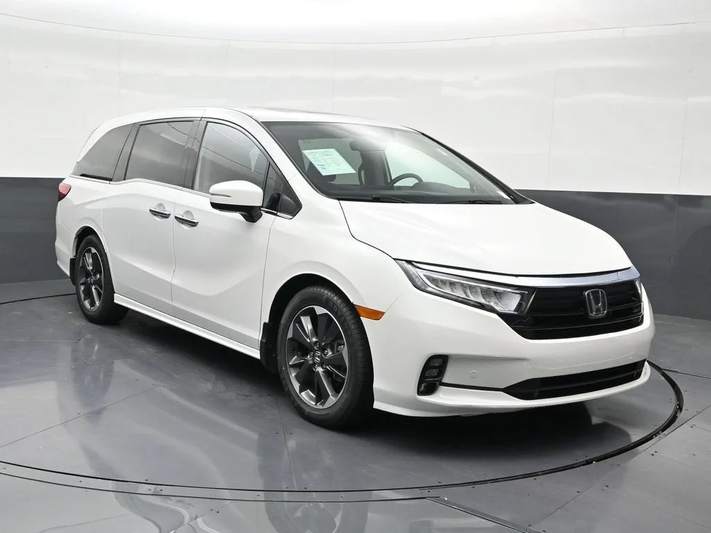 2023 Honda Odyssey Elite photo 3