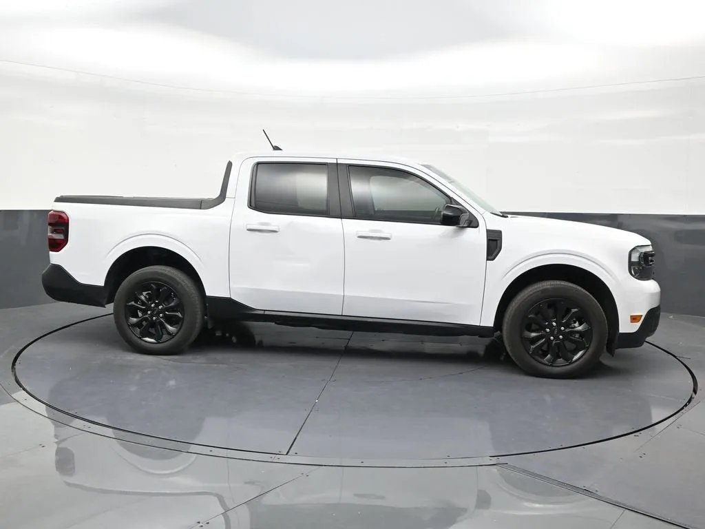 2024 Ford Maverick Lariat photo 6