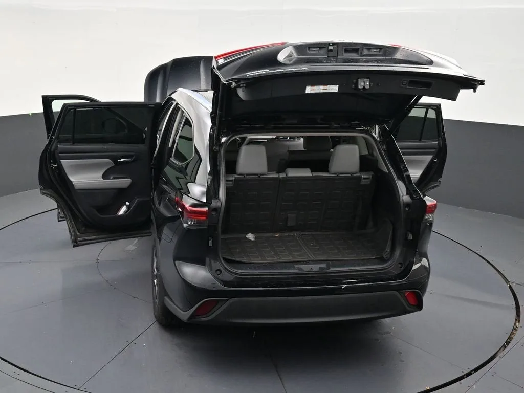 2021 Toyota Highlander Hybrid XLE photo 32