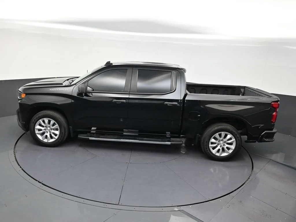 2024 Chevrolet Silverado 1500 Custom photo 10