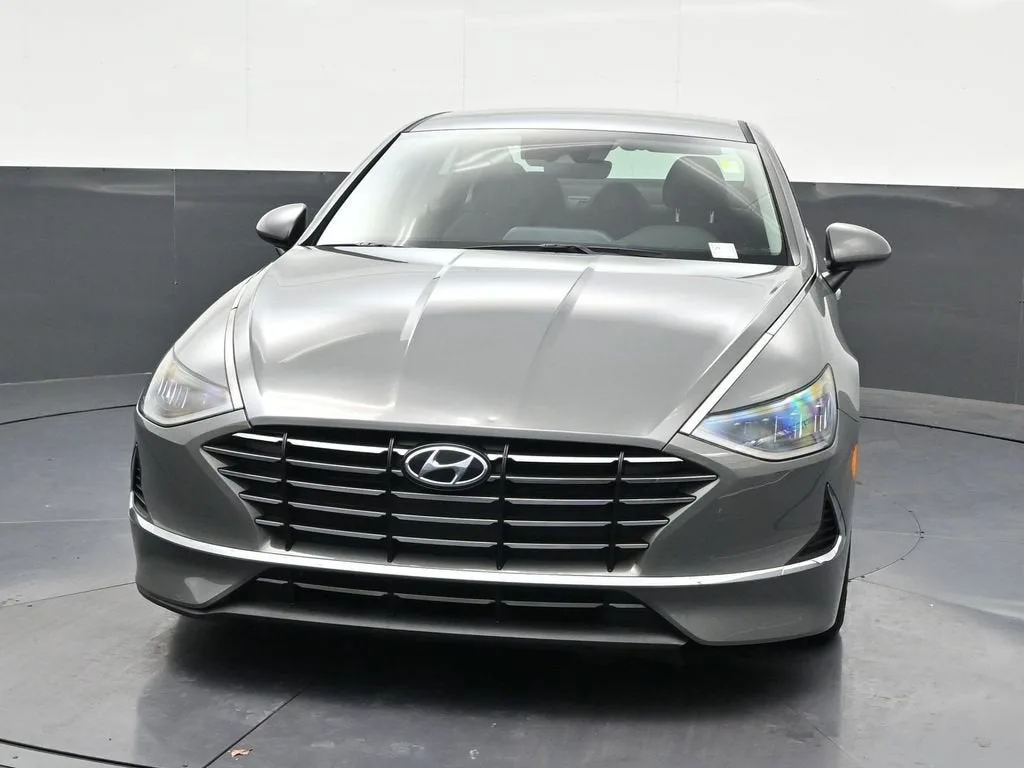 2022 Hyundai Sonata SE photo 9