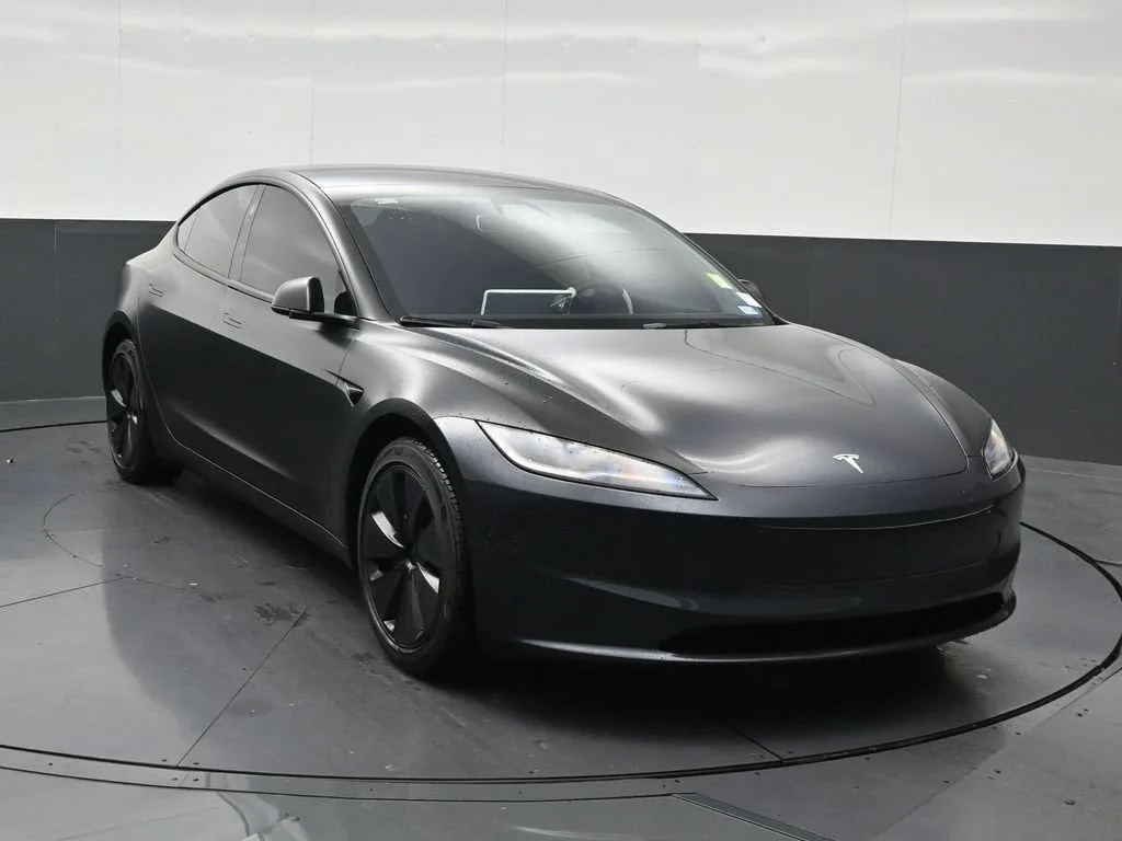 2024 Tesla Model 3 Rear-Wheel Drive photo 7