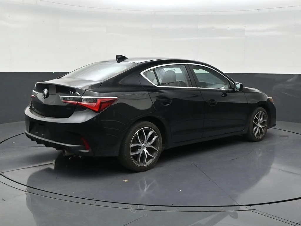 2019 Acura ILX Premium Package photo 5