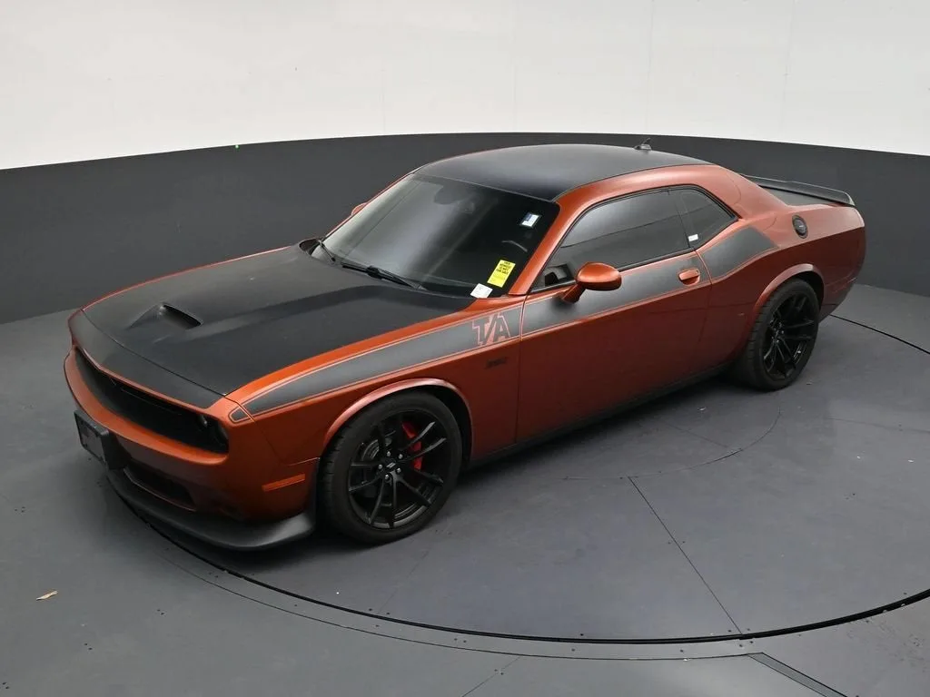 2021 Dodge Challenger R/T Scat Pack photo 12