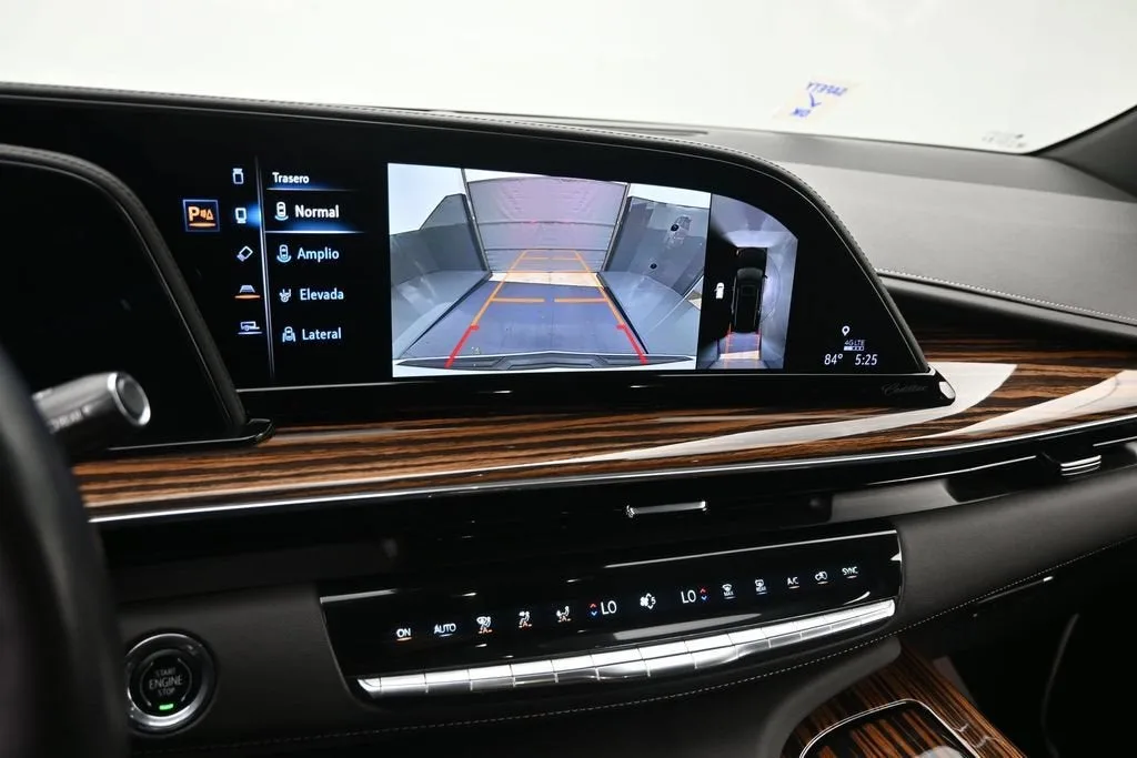 2023 Cadillac Escalade RWD Premium Luxury photo 11