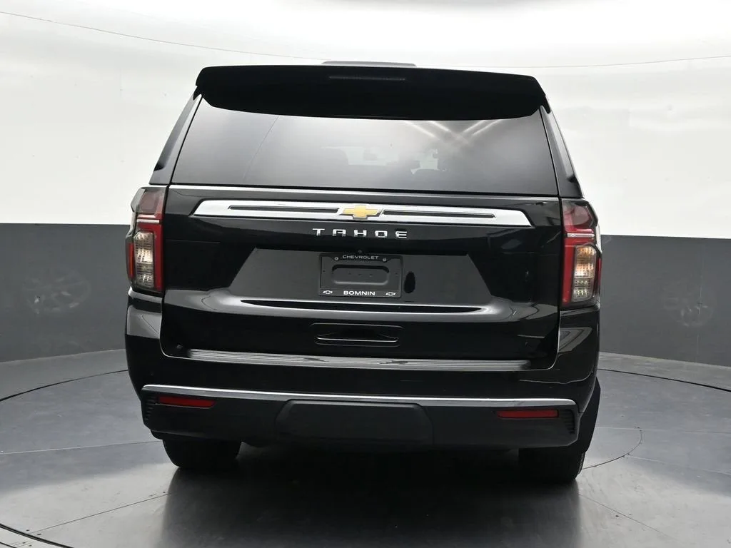 2022 Chevrolet Tahoe LS photo 4