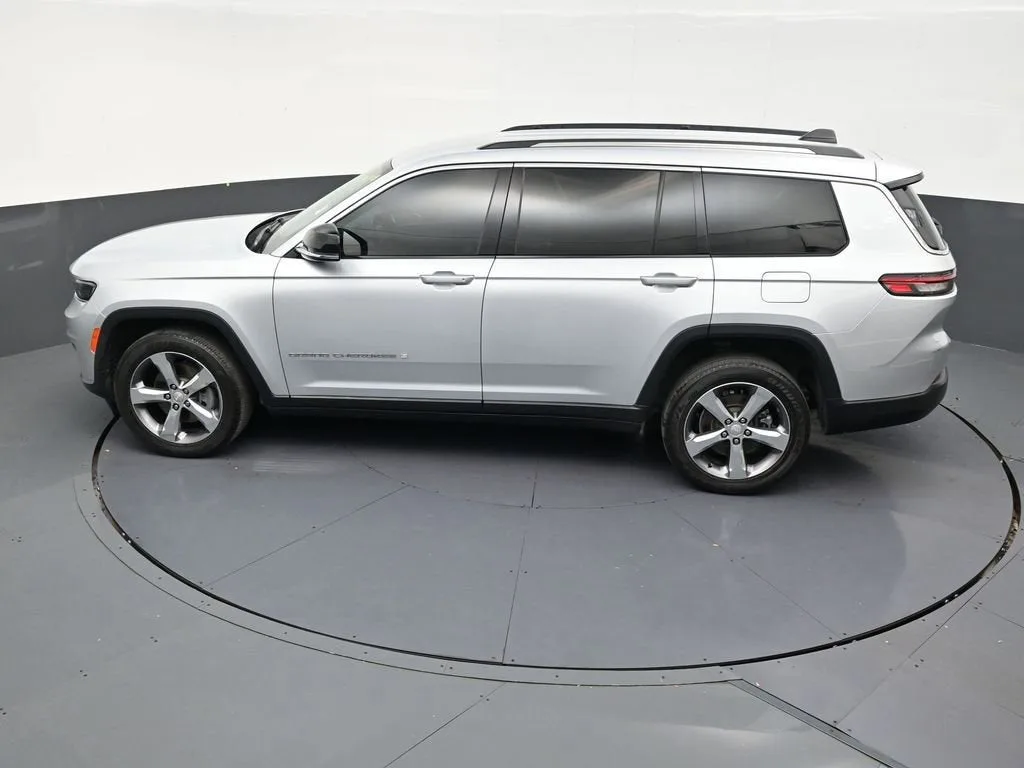 2021 Jeep Grand Cherokee L Limited 4x2 photo 14