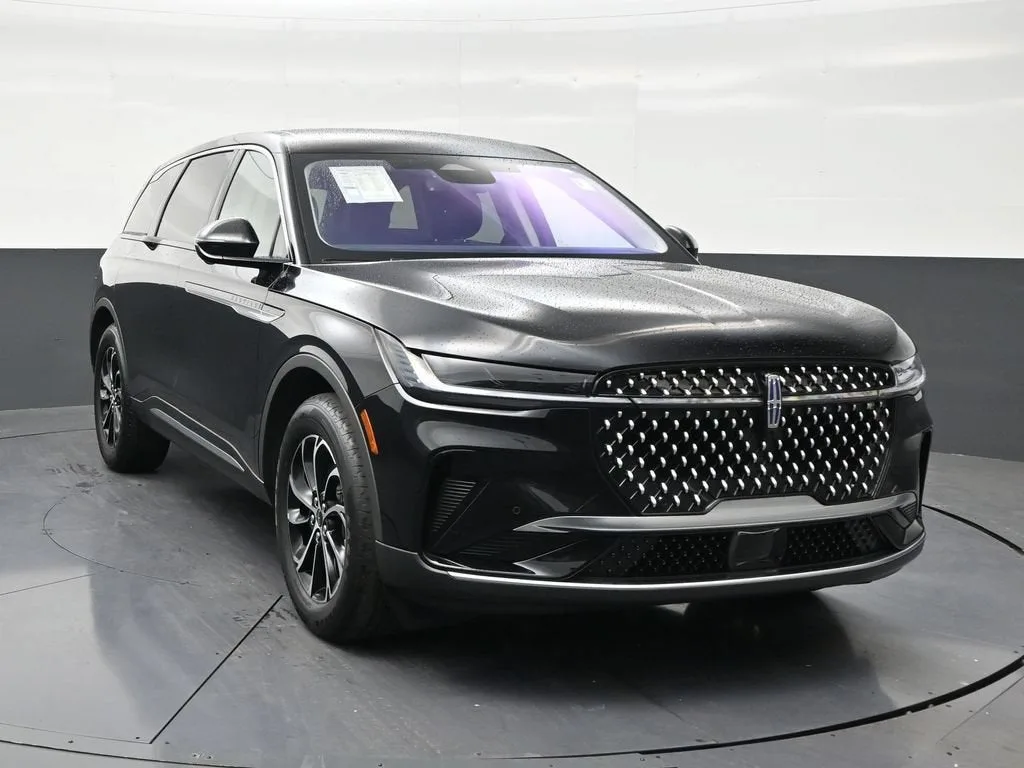 2025 Lincoln Nautilus Premiere photo 7