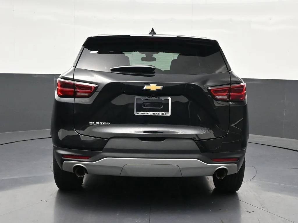 2023 Chevrolet Blazer 2LT photo 4