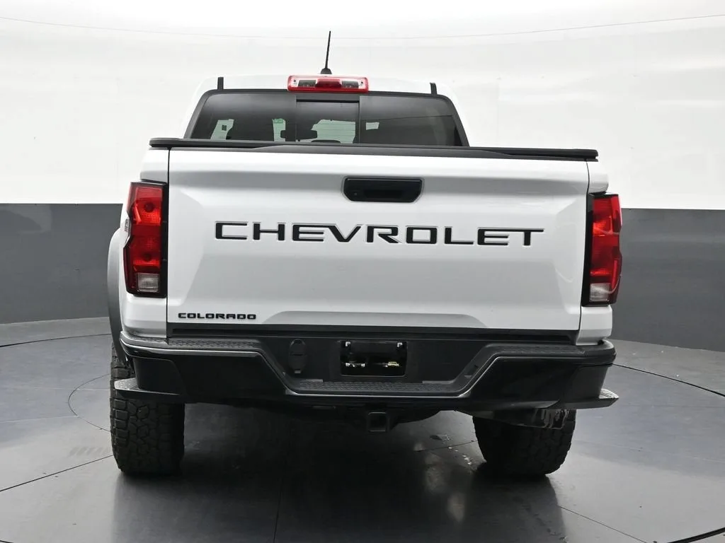2024 Chevrolet Colorado Trail Boss photo 4