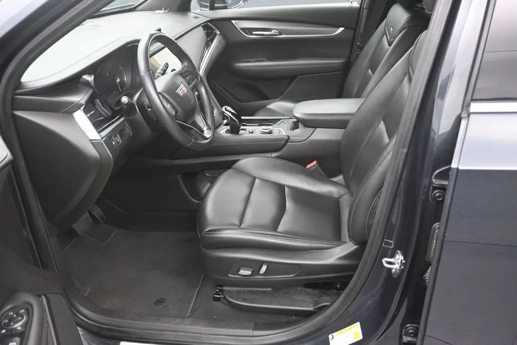 2023 Cadillac XT6 Luxury photo 10