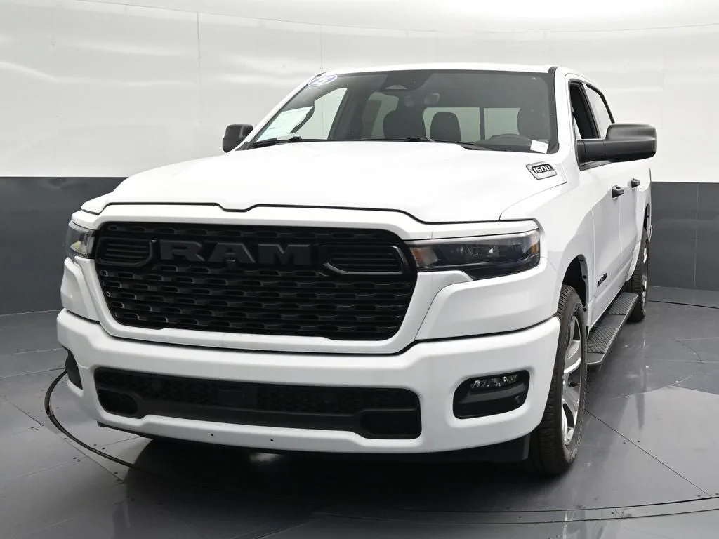 2025 RAM 1500 Tradesman photo 6