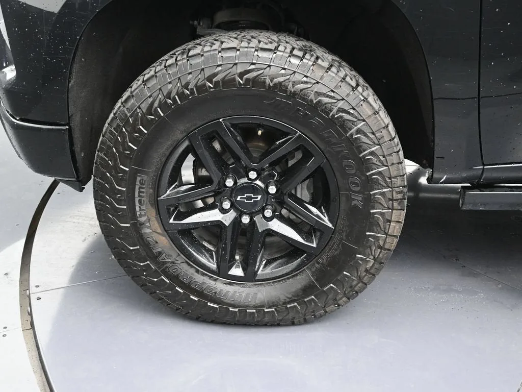 2022 Chevrolet Silverado 1500 LT Trail Boss photo 11